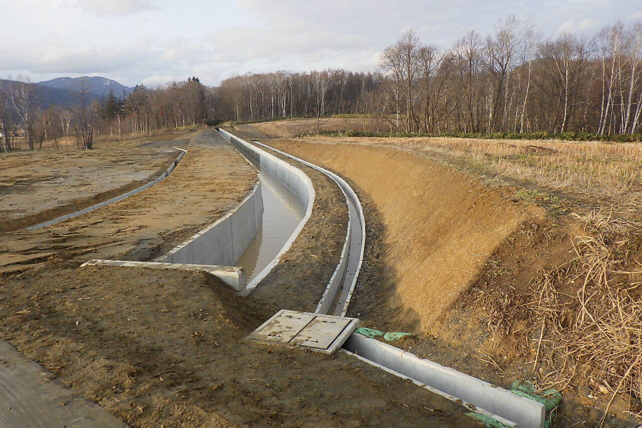 幌加内地区　幌加内幹線用水路東1線工区工事